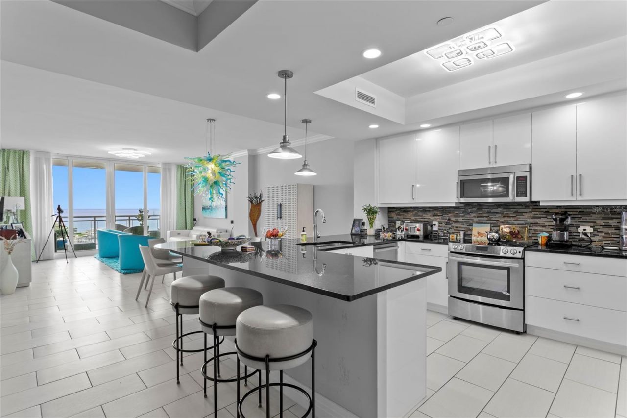 1325 Snell Isle Boulevard Ne, Unit 711, Saint Petersburg, FL 33704 Photo