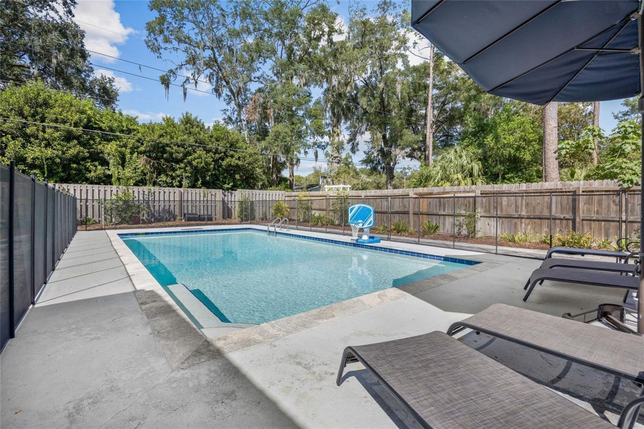 4400 NW 17th Place, Gainesville, FL 32605 Photo