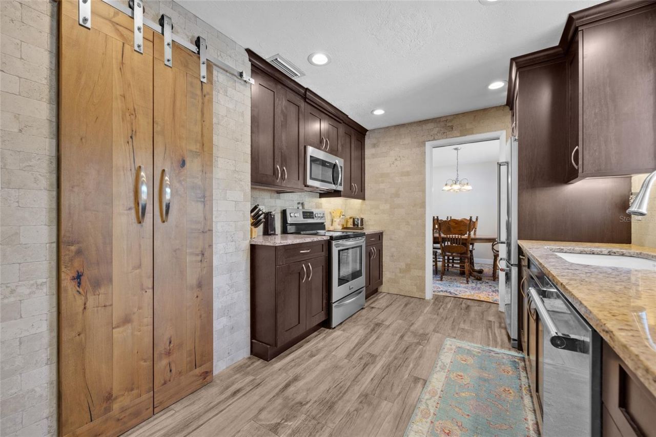 4400 NW 17th Place, Gainesville, FL 32605 Photo