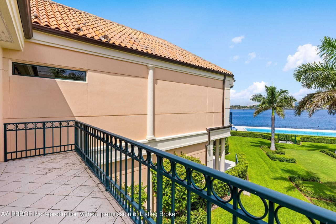 307 Everglade Avenue, Unit n/a, Palm Beach, FL 33480 Photo