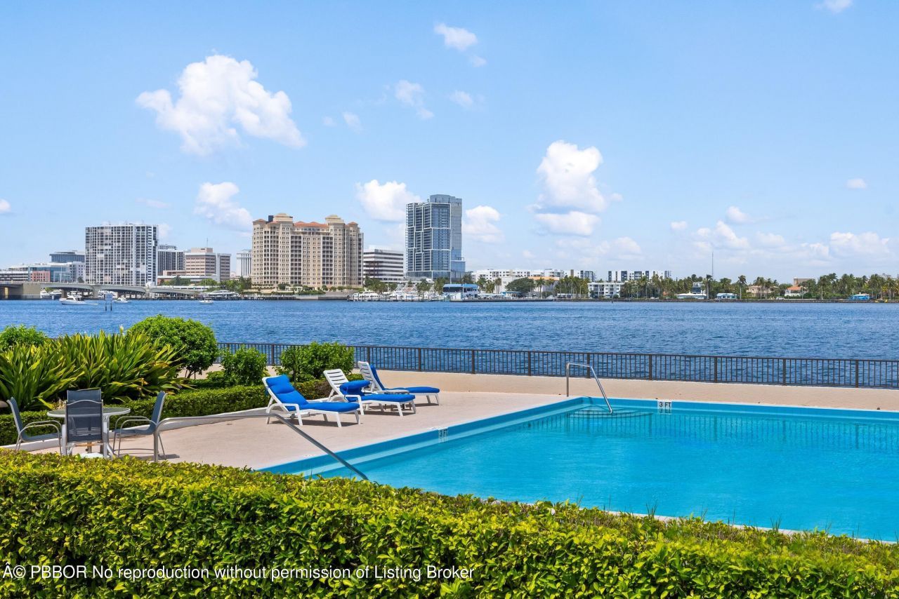 307 Everglade Avenue, Unit n/a, Palm Beach, FL 33480 Photo