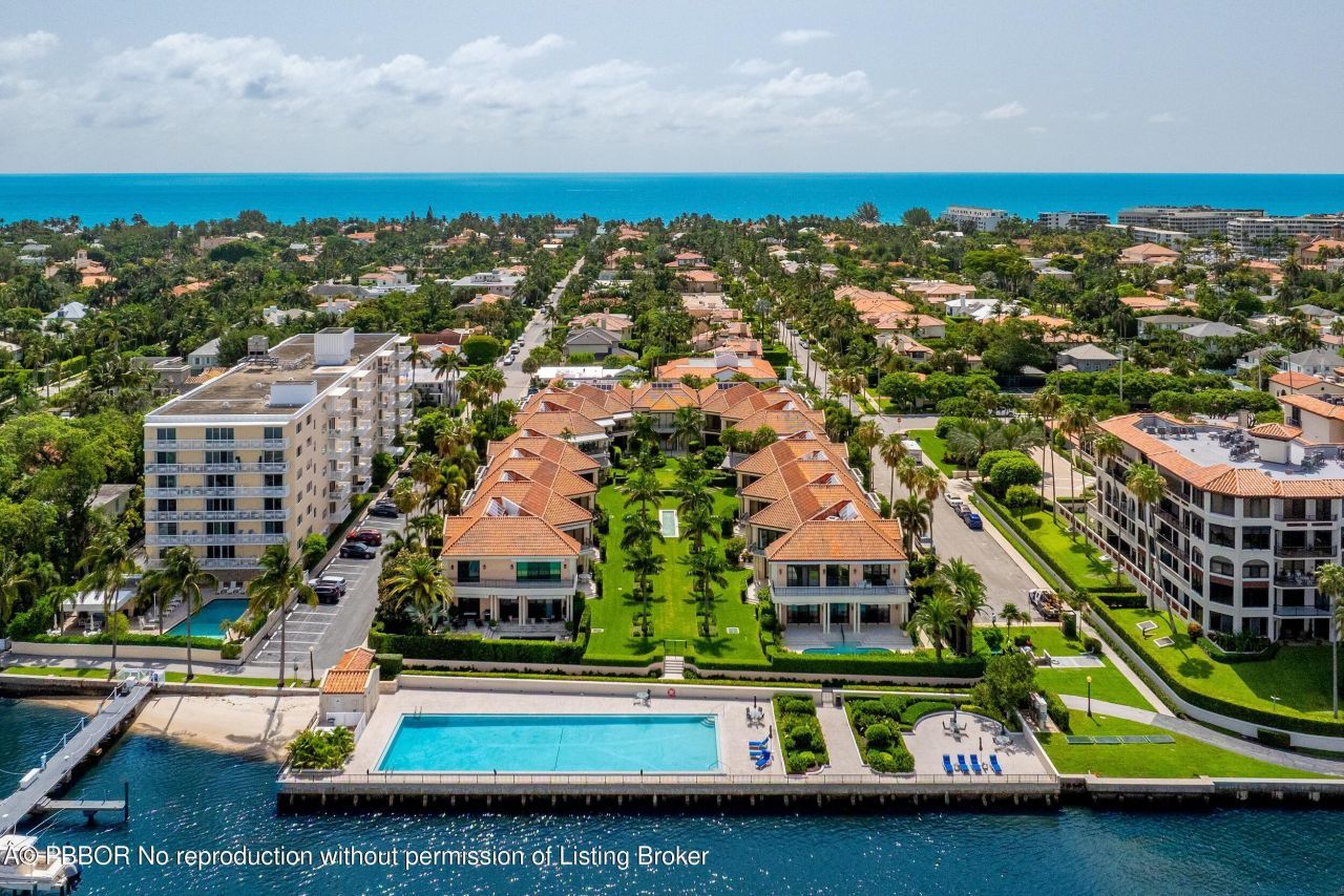 307 Everglade Avenue, Unit n/a, Palm Beach, FL 33480 Photo
