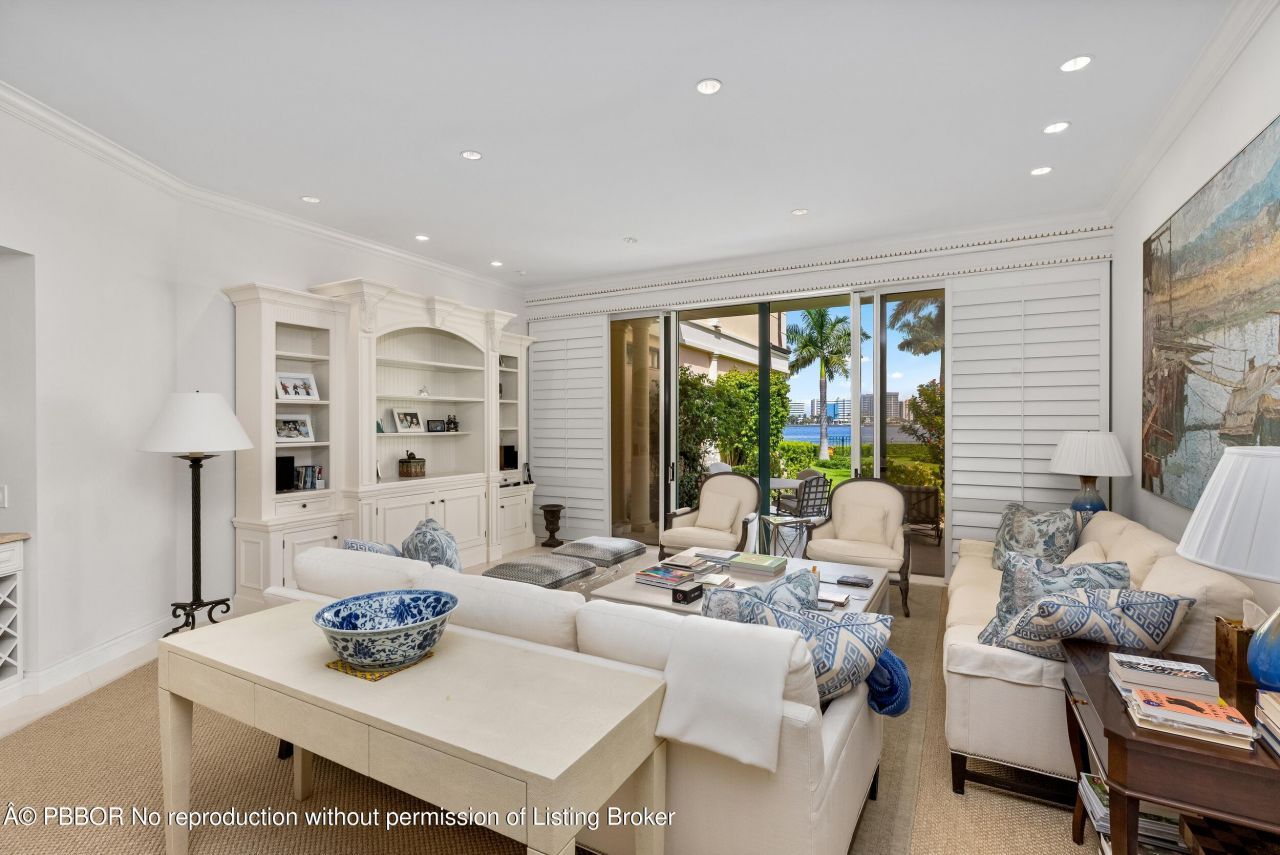 307 Everglade Avenue, Unit n/a, Palm Beach, FL 33480 Photo