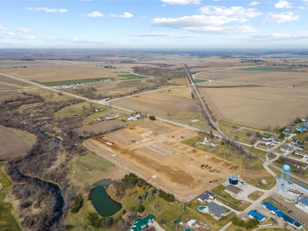 101 Meadow Drive , Shellsburg, IA 52332