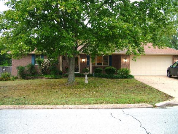 114 Parkview Drive, Mountain Home, AR 72653