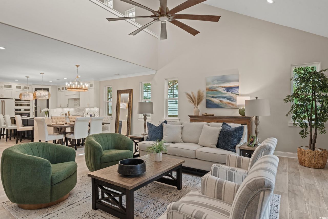 407 N Highland Way Photo 4