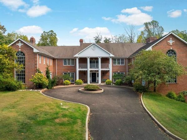 1390 OLD JACKSONVILLE, IVYLAND, PA 18974