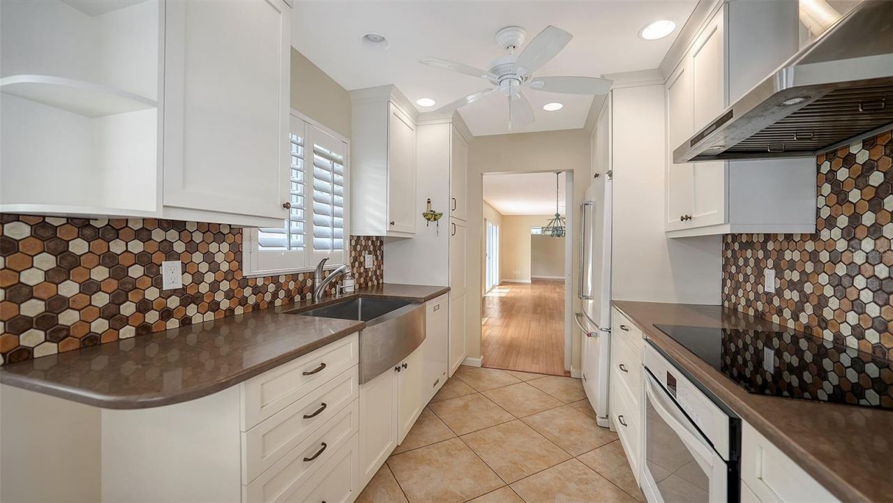 1345 Moonmist Drive, Unit T6, Sarasota, FL 34242 Photo