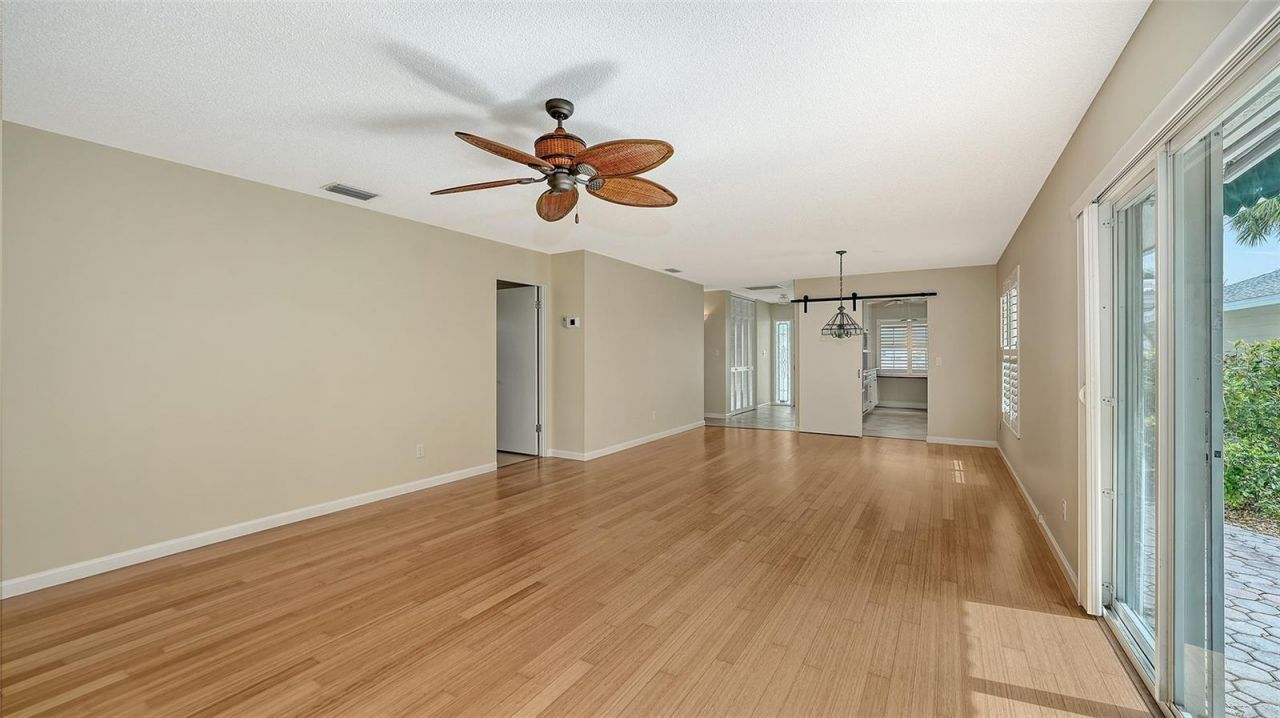 1345 Moonmist Drive, Unit T6, Sarasota, FL 34242 Photo