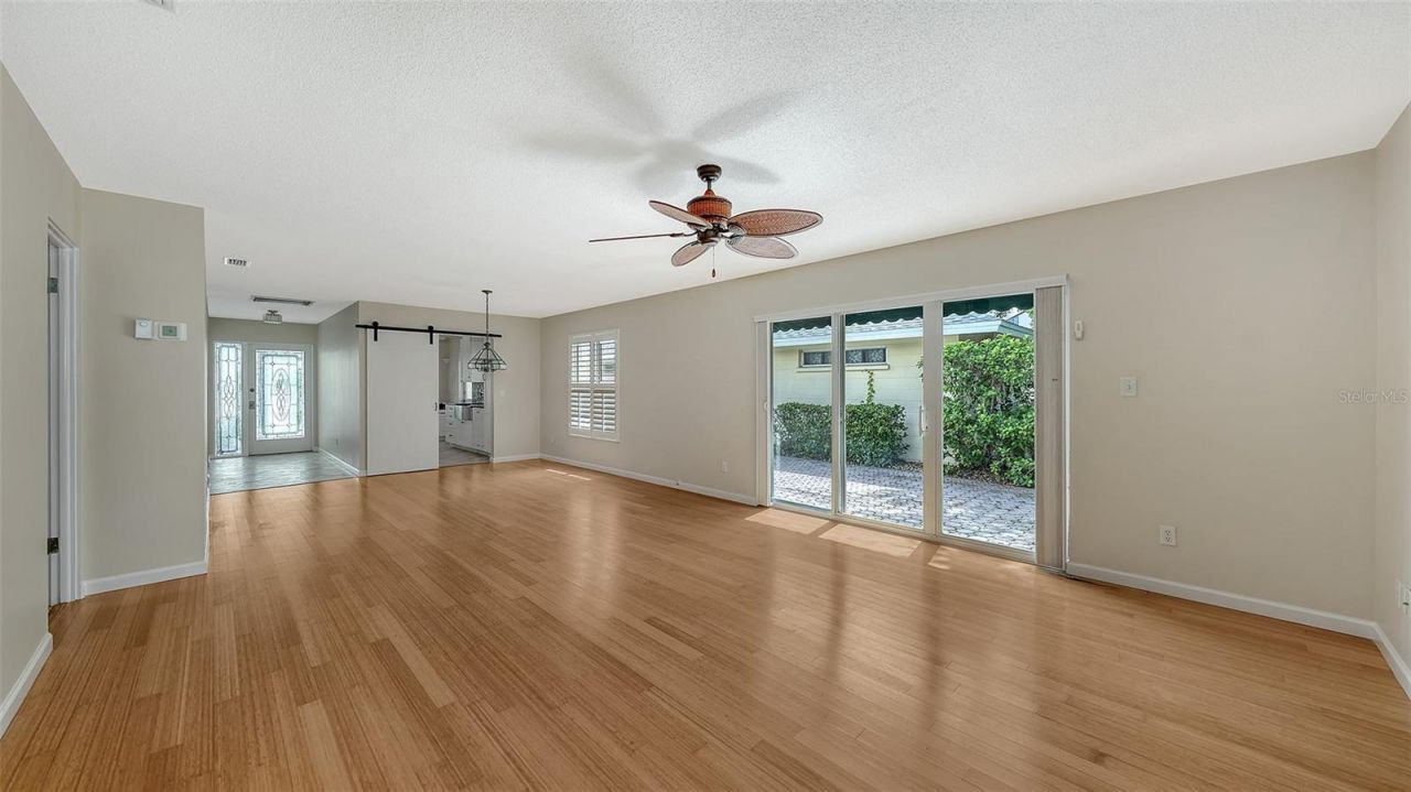 1345 Moonmist Drive, Unit T6, Sarasota, FL 34242 Photo