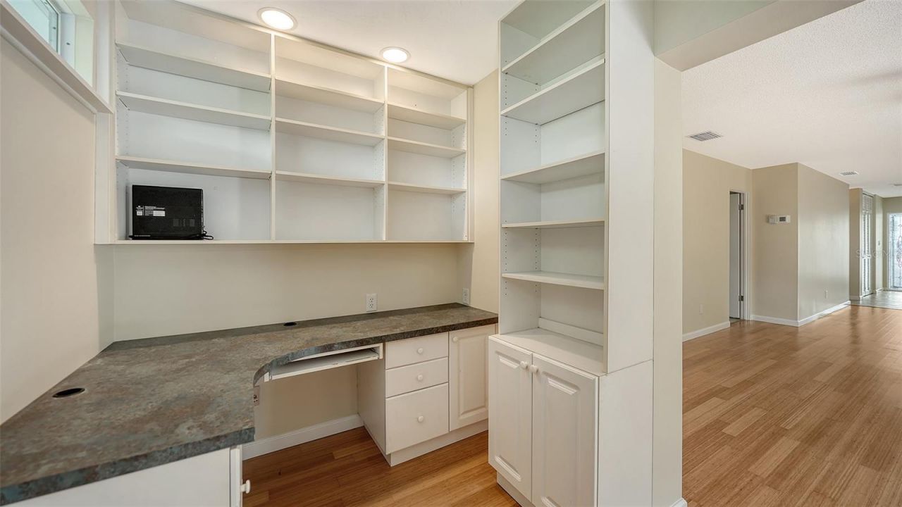 1345 Moonmist Drive, Unit T6, Sarasota, FL 34242 Photo