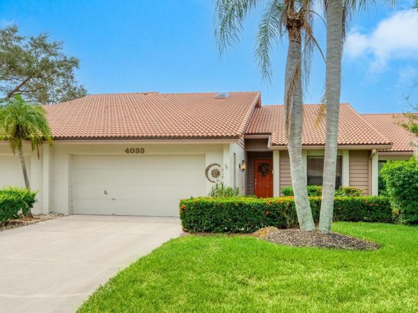 4033 WILSHIRE CIRCLE E, Unit 139, SARASOTA, FL 34238