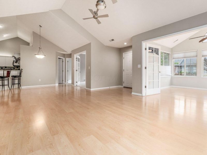 6516 Lakeview Circle, Canal Winchester, OH 43110 Photo 17