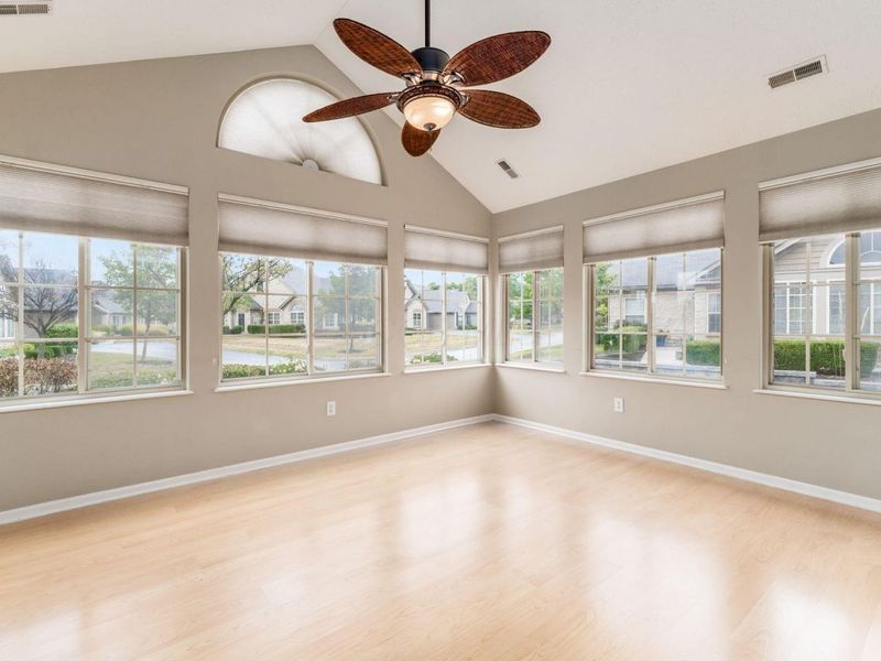 6516 Lakeview Circle, Canal Winchester, OH 43110 Photo 18