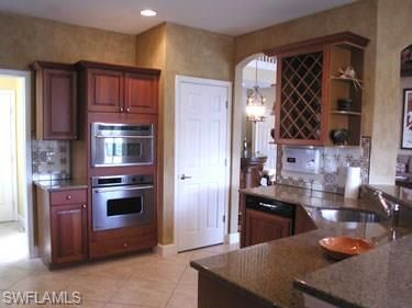 2312 Island Cove Cir, Naples, FL 34109 Photo