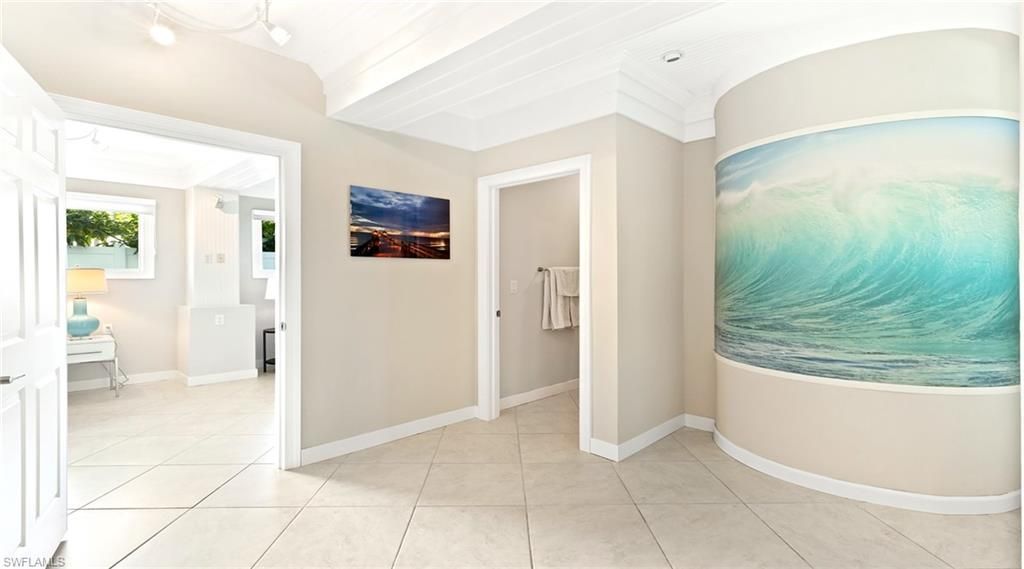 877 7th St S, Naples, FL 34102 Photo