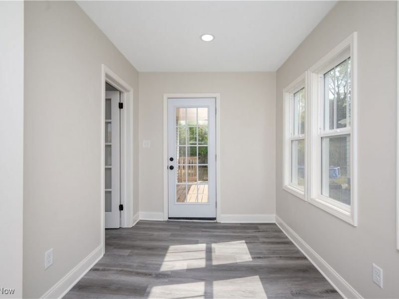 687 Moreley Avenue, Akron, OH 44320 Photo 17