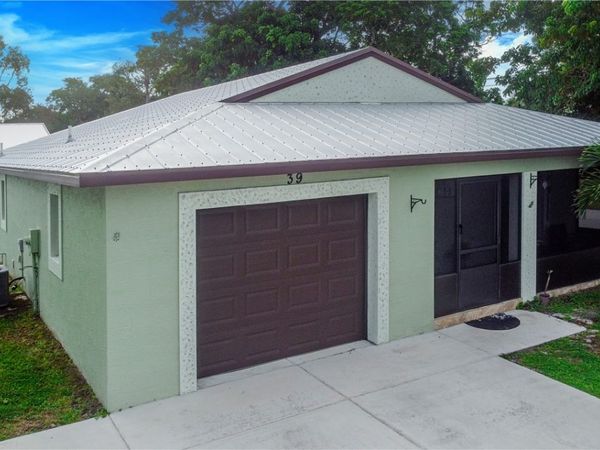 39 SE Flamenco Way, Port St Lucie, FL 34952