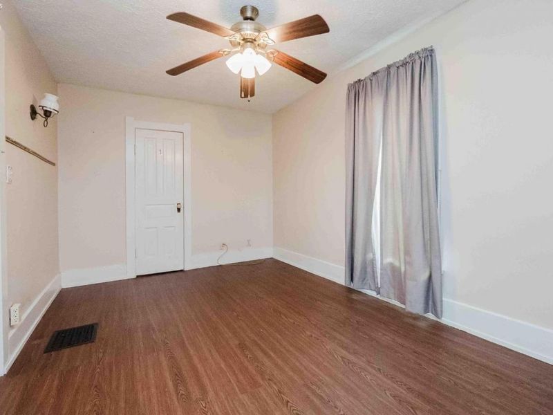 208 Dow, Carey, OH 43316 Photo 12