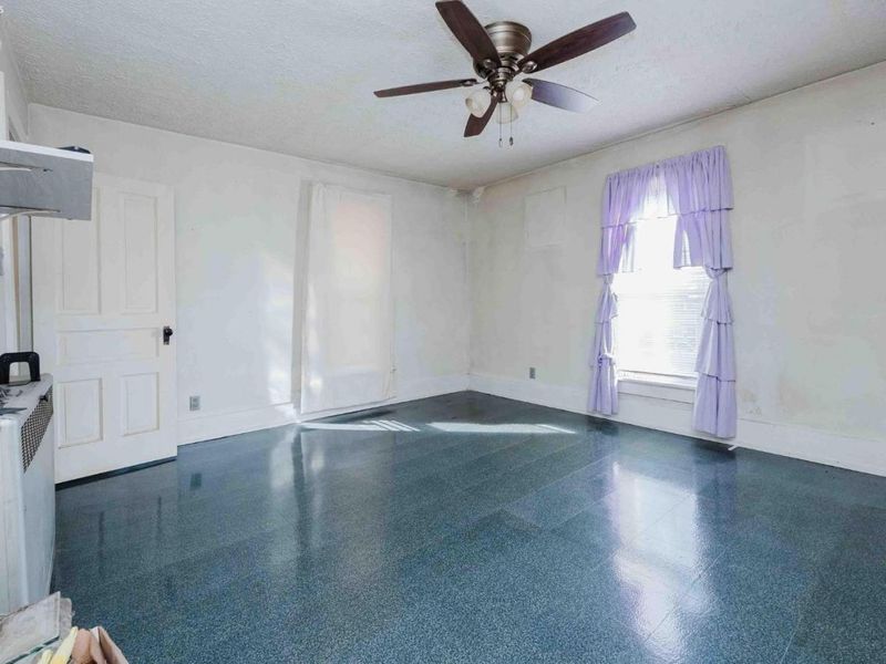 208 Dow, Carey, OH 43316 Photo 7