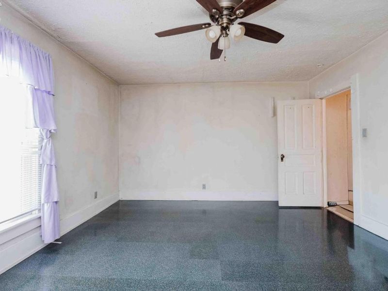 208 Dow, Carey, OH 43316 Photo 8