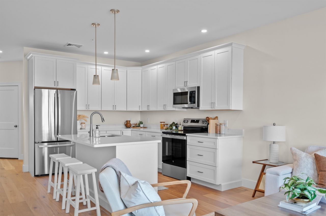 13 Suffolk Drive, Unit 5, Concord, NH 03303 Main Photo