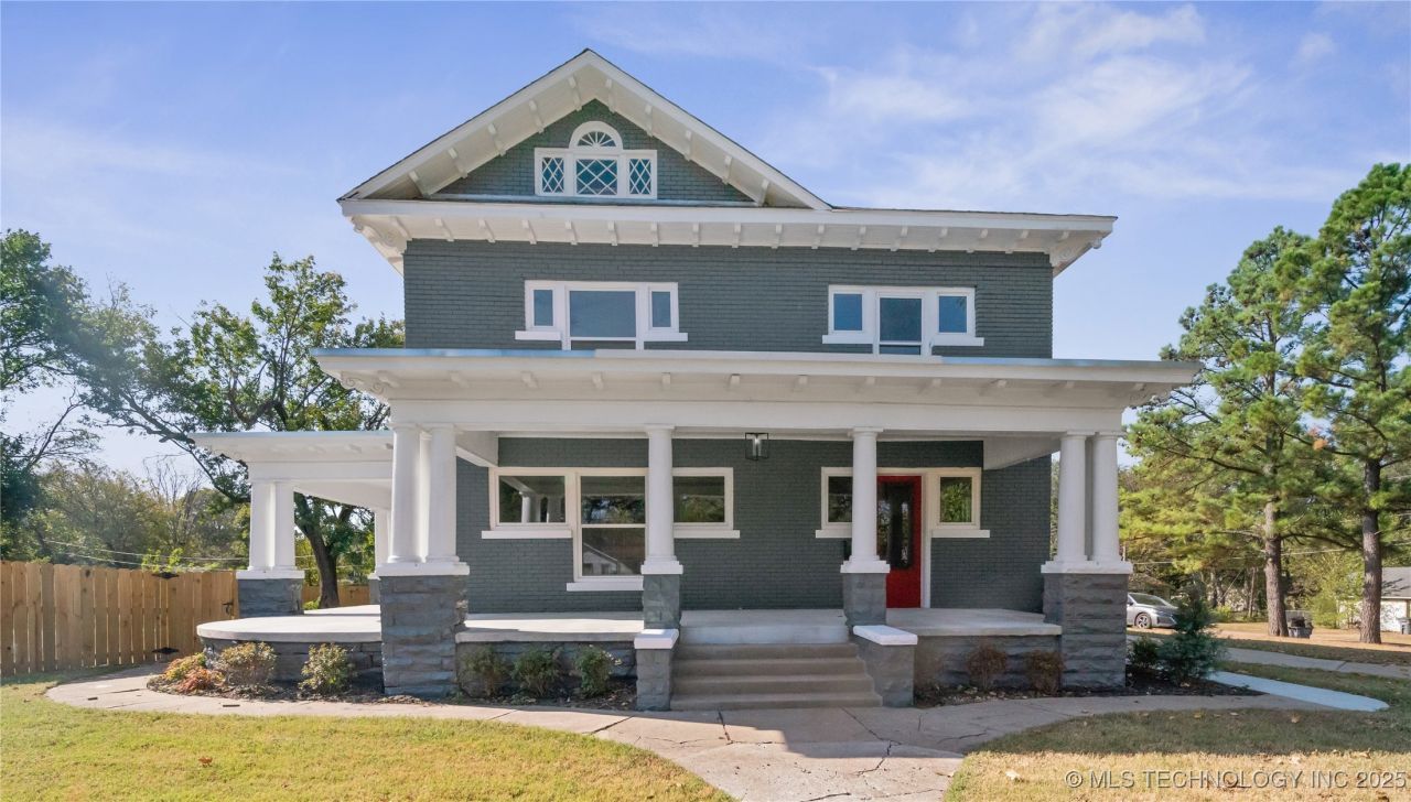 806 E Church Street, Wagoner, OK 74467 Main Photo