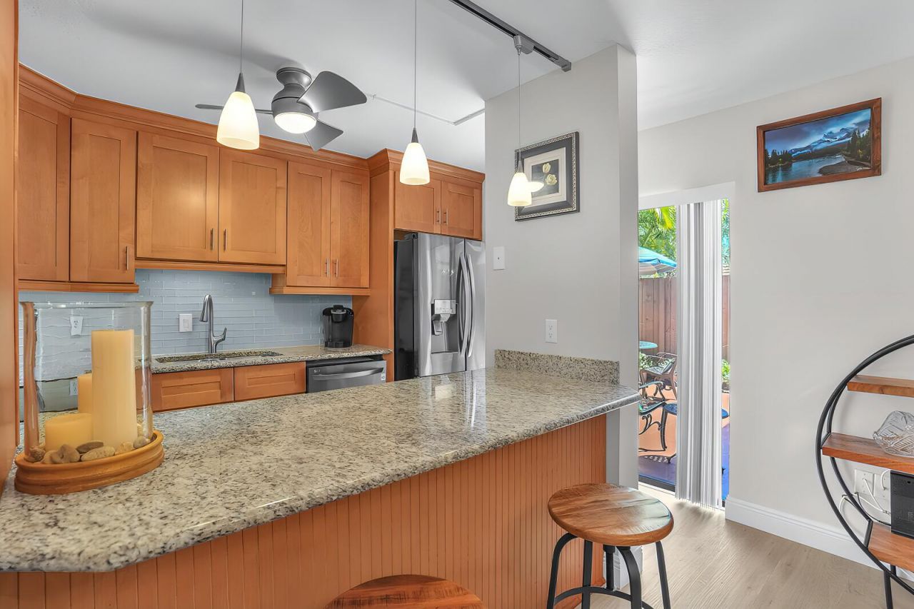 825 Center Street, Unit 14a, Jupiter, FL 33458 Photo