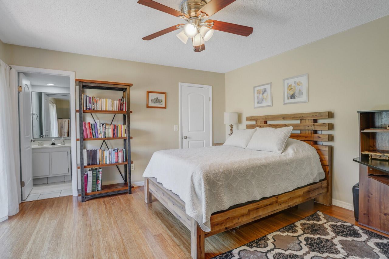 825 Center Street, Unit 14a, Jupiter, FL 33458 Photo