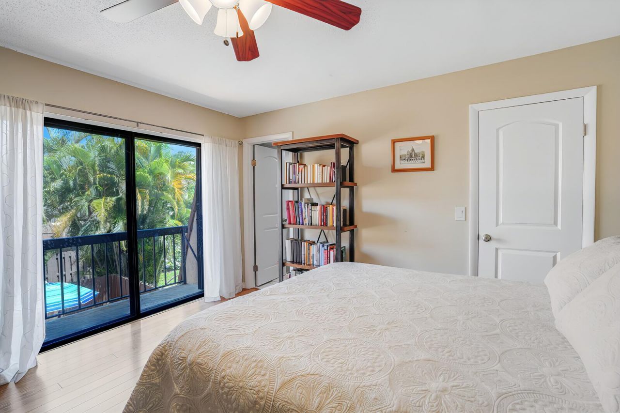 825 Center Street, Unit 14a, Jupiter, FL 33458 Photo