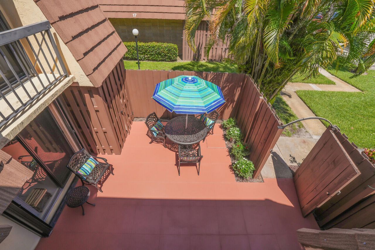 825 Center Street, Unit 14a, Jupiter, FL 33458 Photo