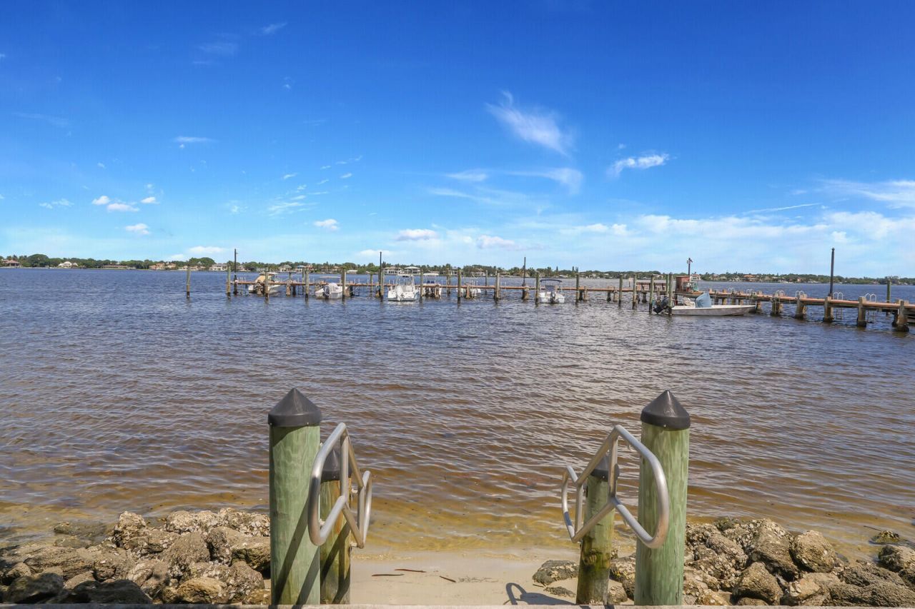 825 Center Street, Unit 14a, Jupiter, FL 33458 Photo