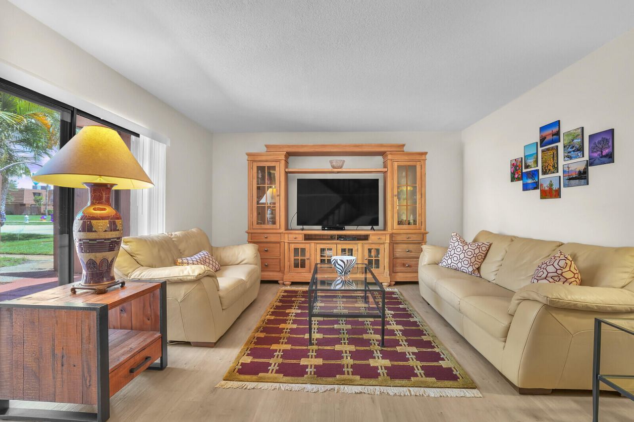 825 Center Street, Unit 14a, Jupiter, FL 33458 Photo