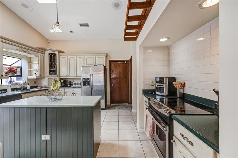 1962 NW 110th Lane, Coral Springs, FL 33071 Photo