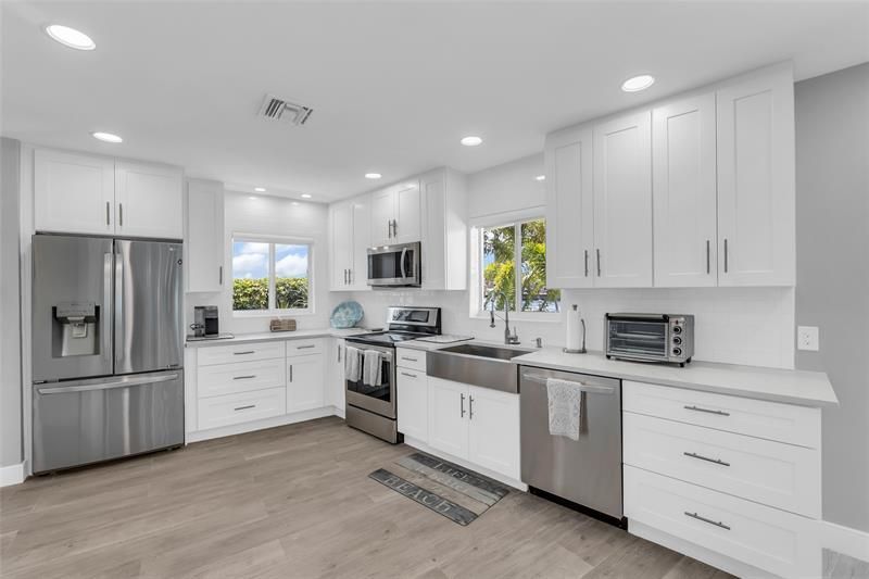 2005 N Riverside Drive, Pompano Beach, FL 33062 Photo