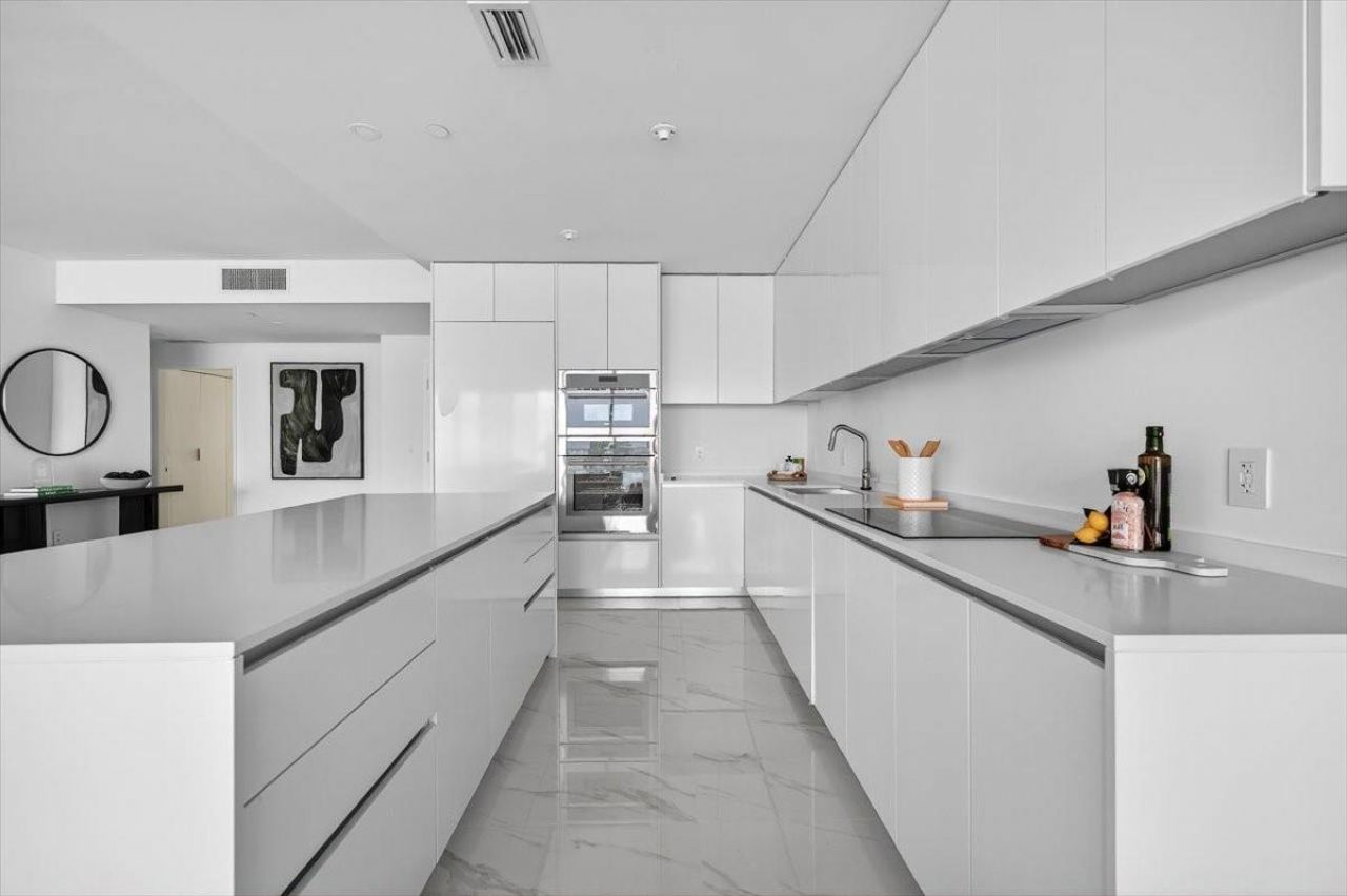 700 NE 24th Street, Unit 4802, Miami, FL 33137 Photo