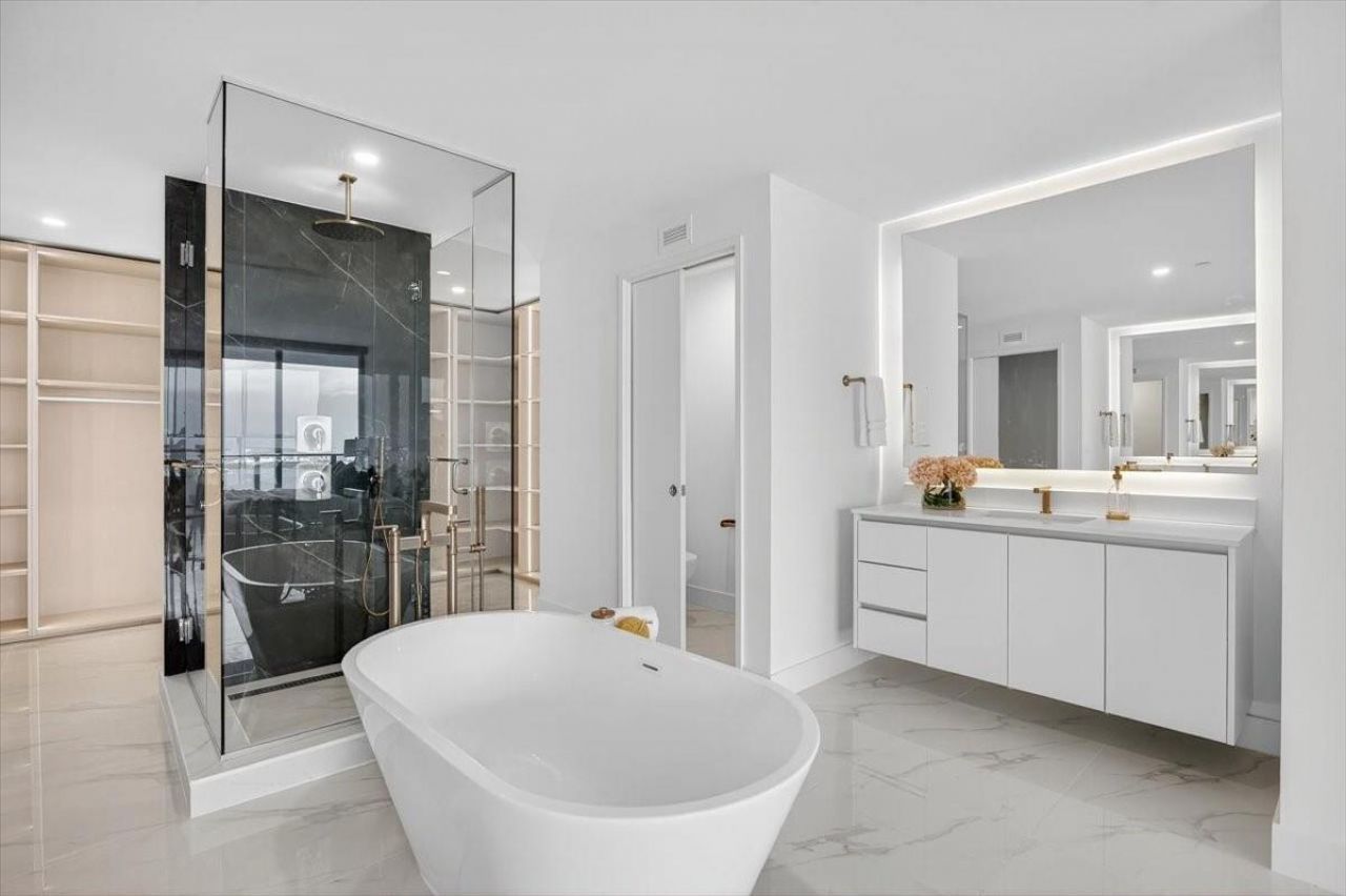 700 NE 24th Street, Unit 4802, Miami, FL 33137 Photo