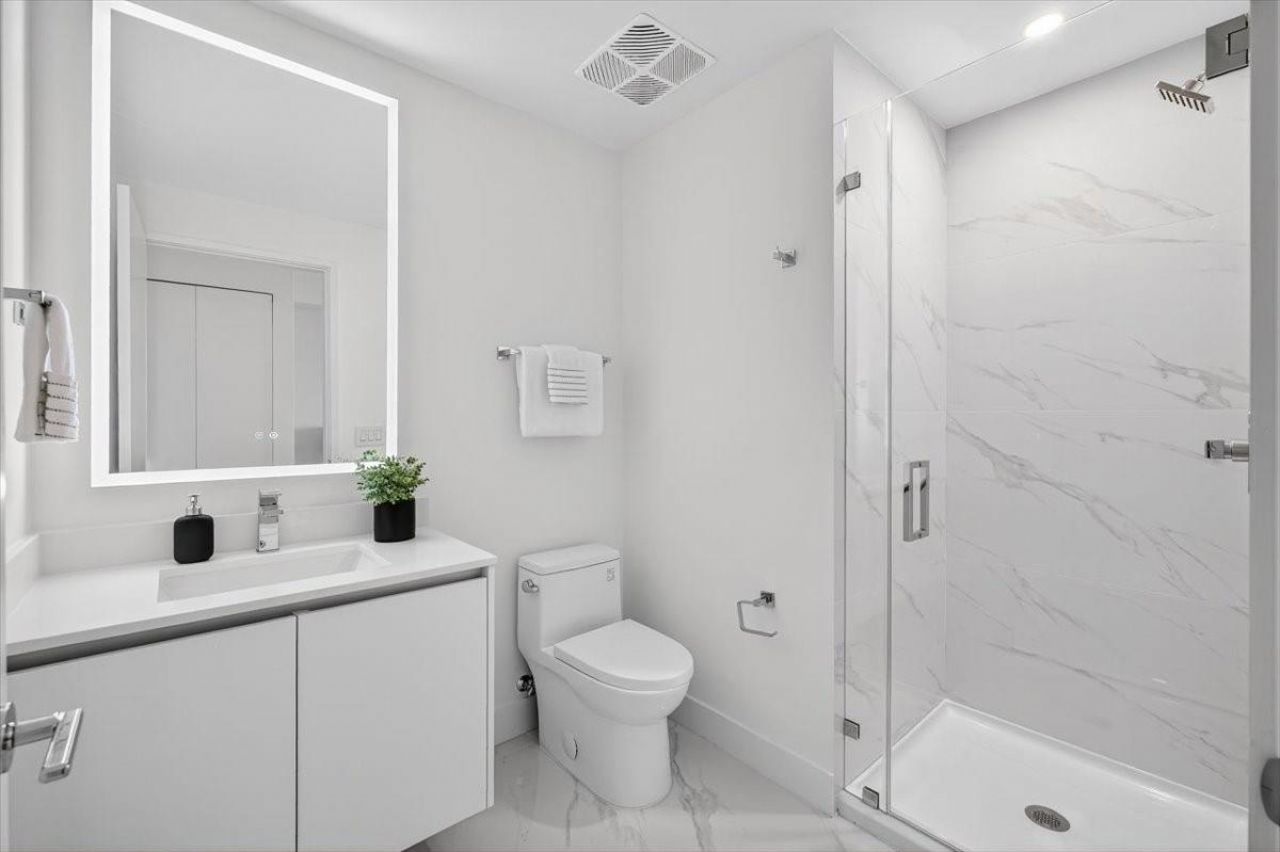 700 NE 24th Street, Unit 4802, Miami, FL 33137 Photo