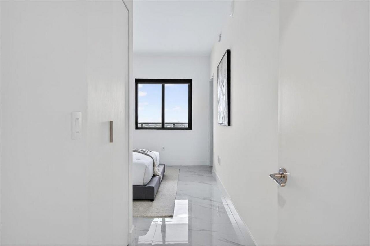 700 NE 24th Street, Unit 4802, Miami, FL 33137 Photo