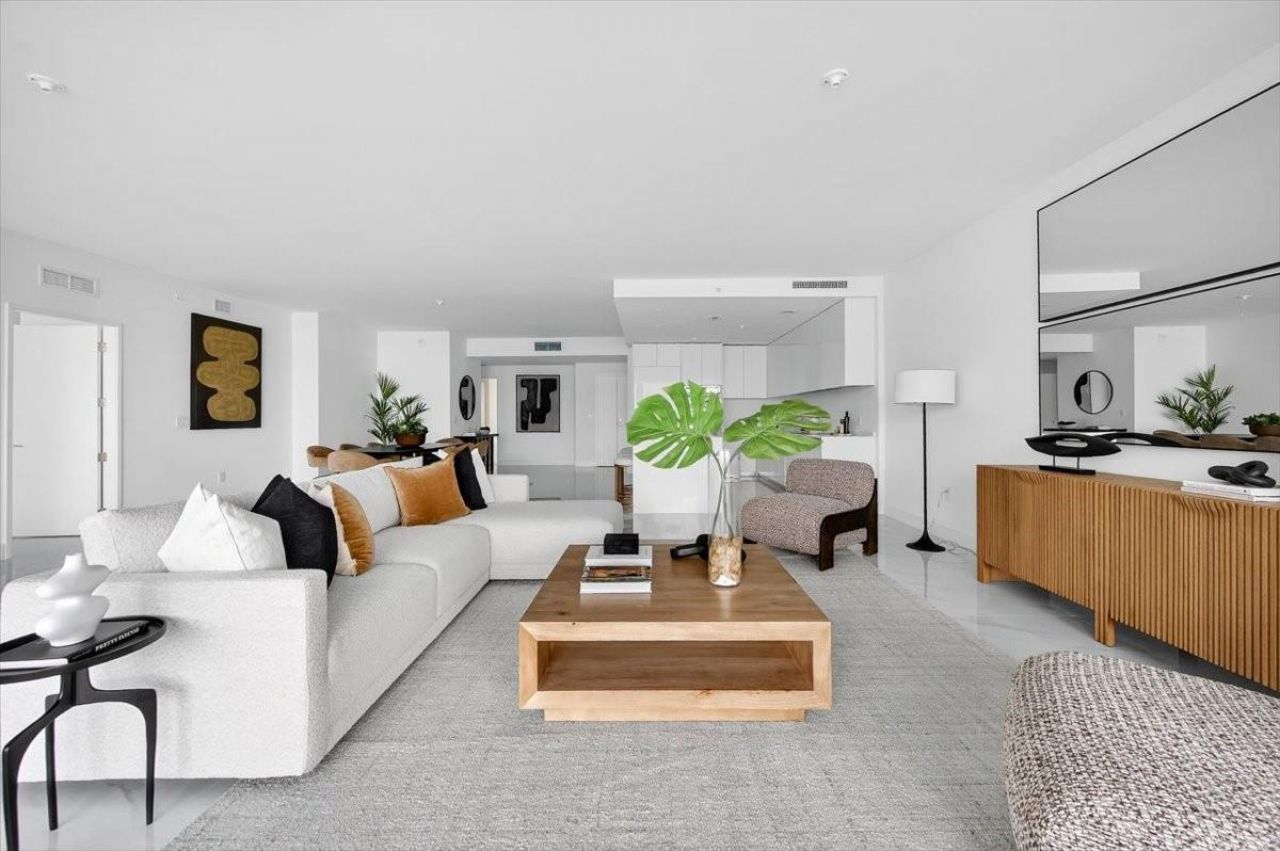 700 NE 24th Street, Unit 4802, Miami, FL 33137 Photo