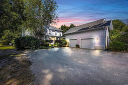 151 Angel Oak Dr. photo 4