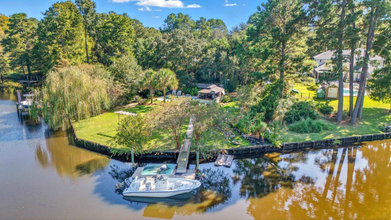 151 Angel Oak Dr. Photo 3