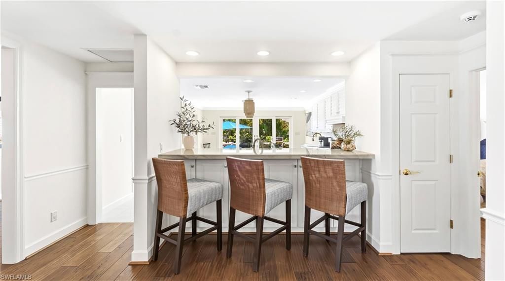 2700 Treasure Ln, Naples, FL 34102 Photo