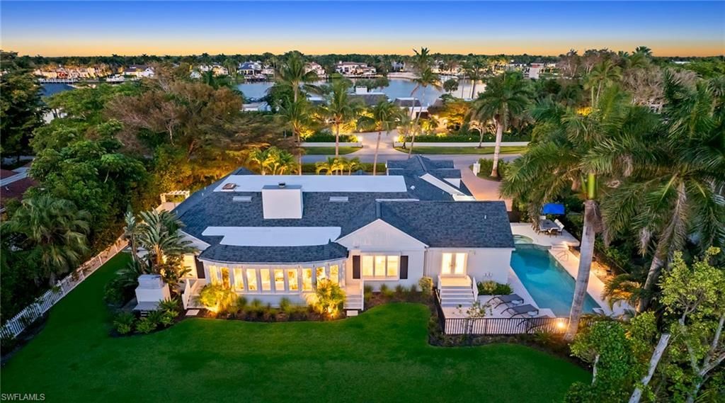2700 Treasure Ln, Naples, FL 34102 Photo