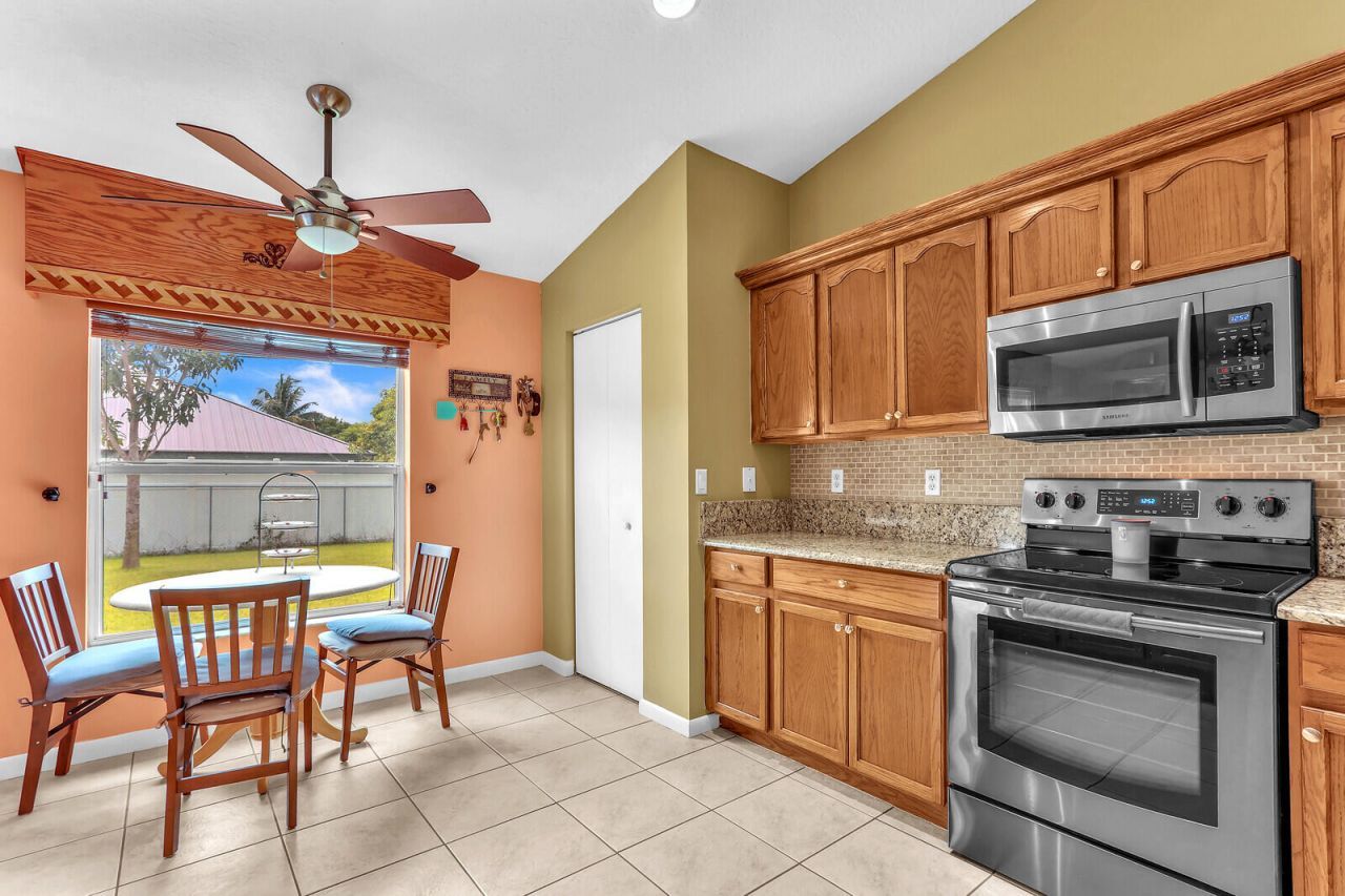 1298 SW Patricia Avenue, Port Saint Lucie, FL 34953 Photo