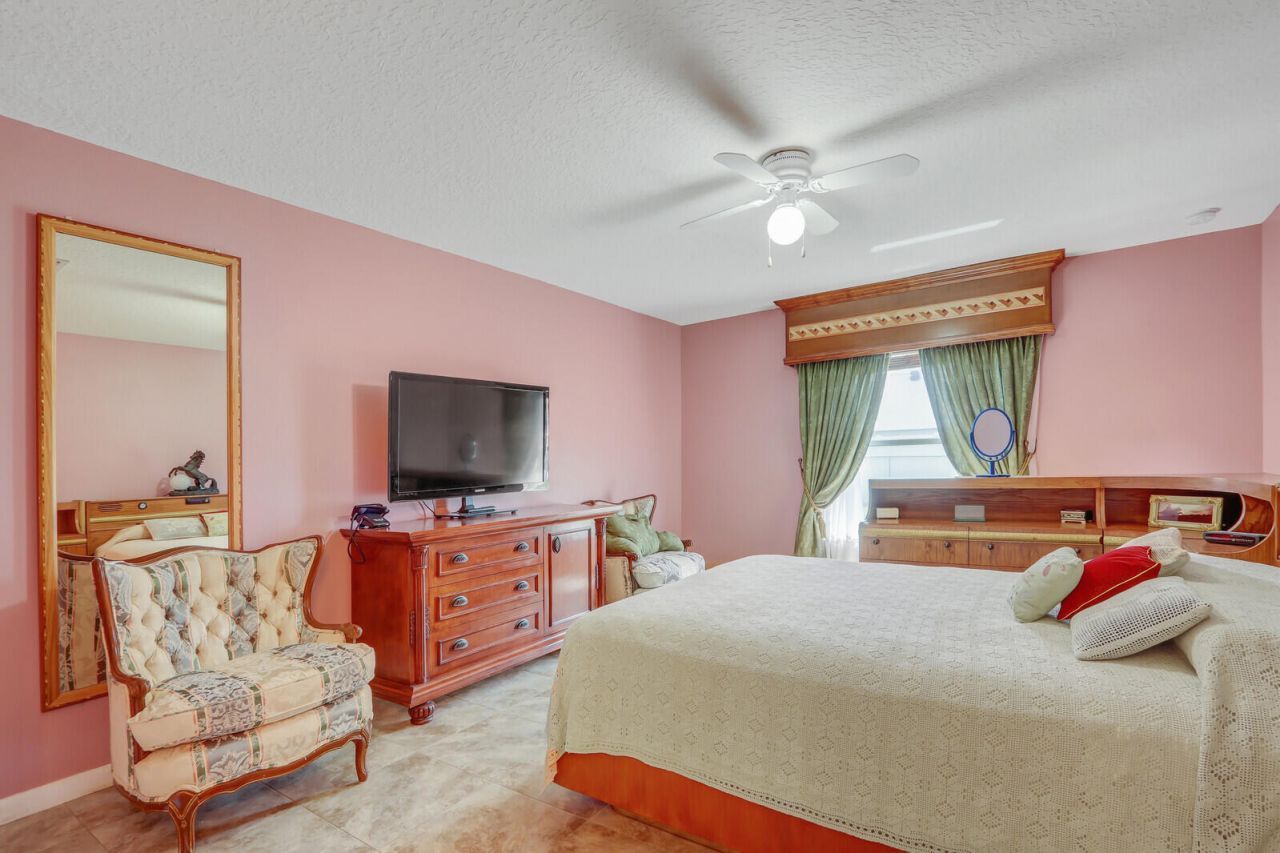 1298 SW Patricia Avenue, Port Saint Lucie, FL 34953 Photo