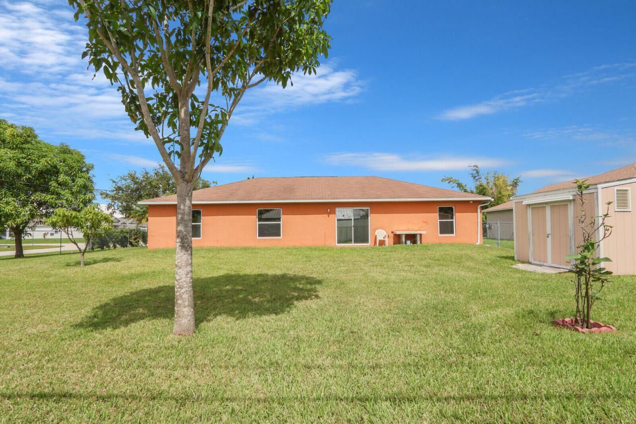 1298 SW Patricia Avenue, Port Saint Lucie, FL 34953 Photo