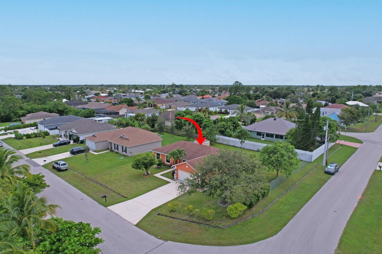 1298 SW Patricia Avenue, Port Saint Lucie, FL 34953 Photo