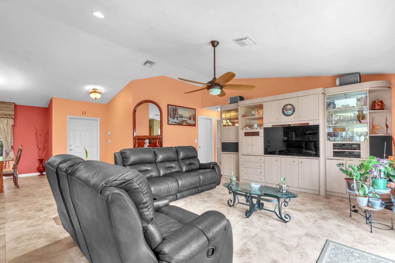 1298 SW Patricia Avenue, Port Saint Lucie, FL 34953 Photo
