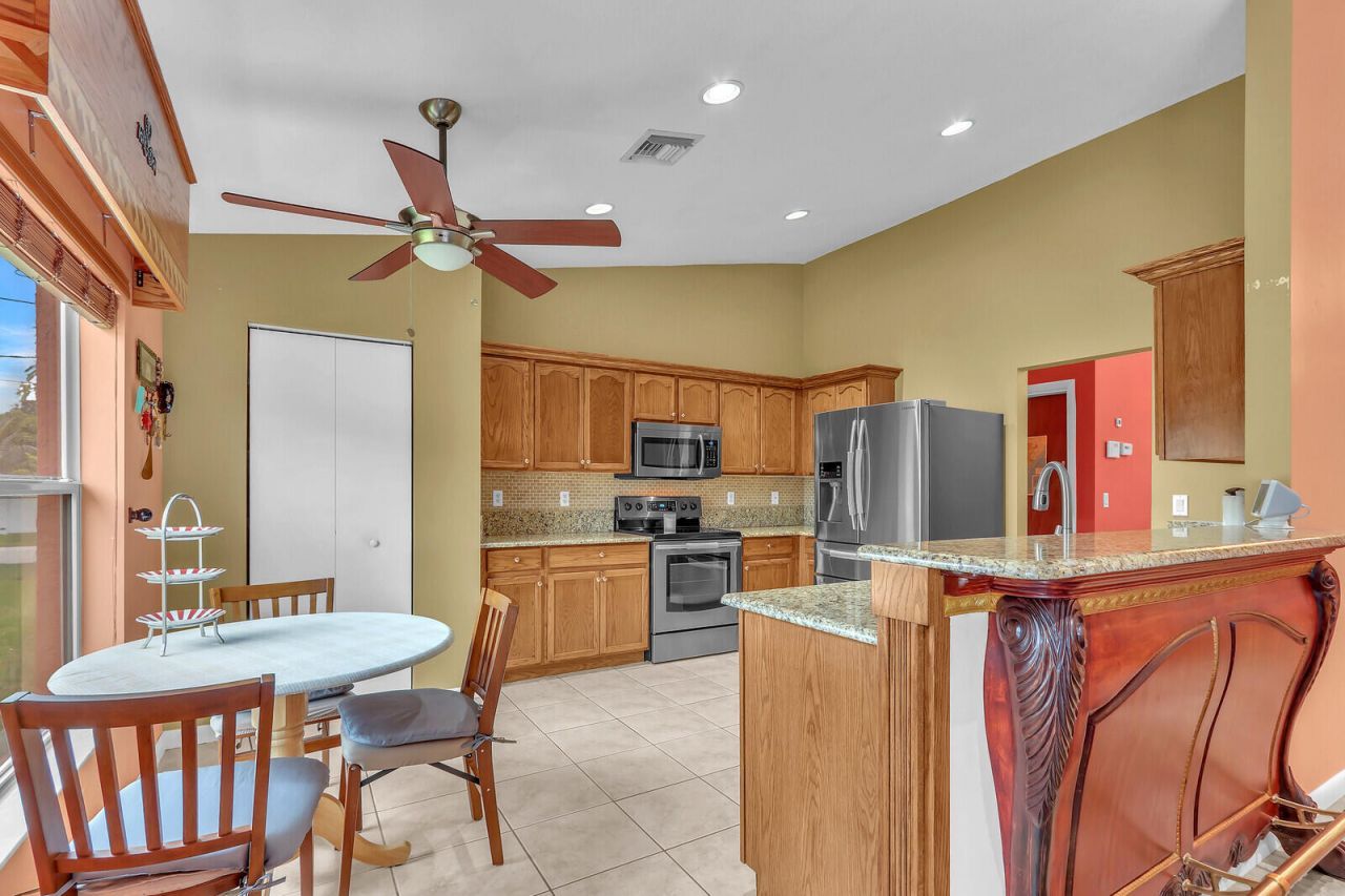 1298 SW Patricia Avenue, Port Saint Lucie, FL 34953 Photo